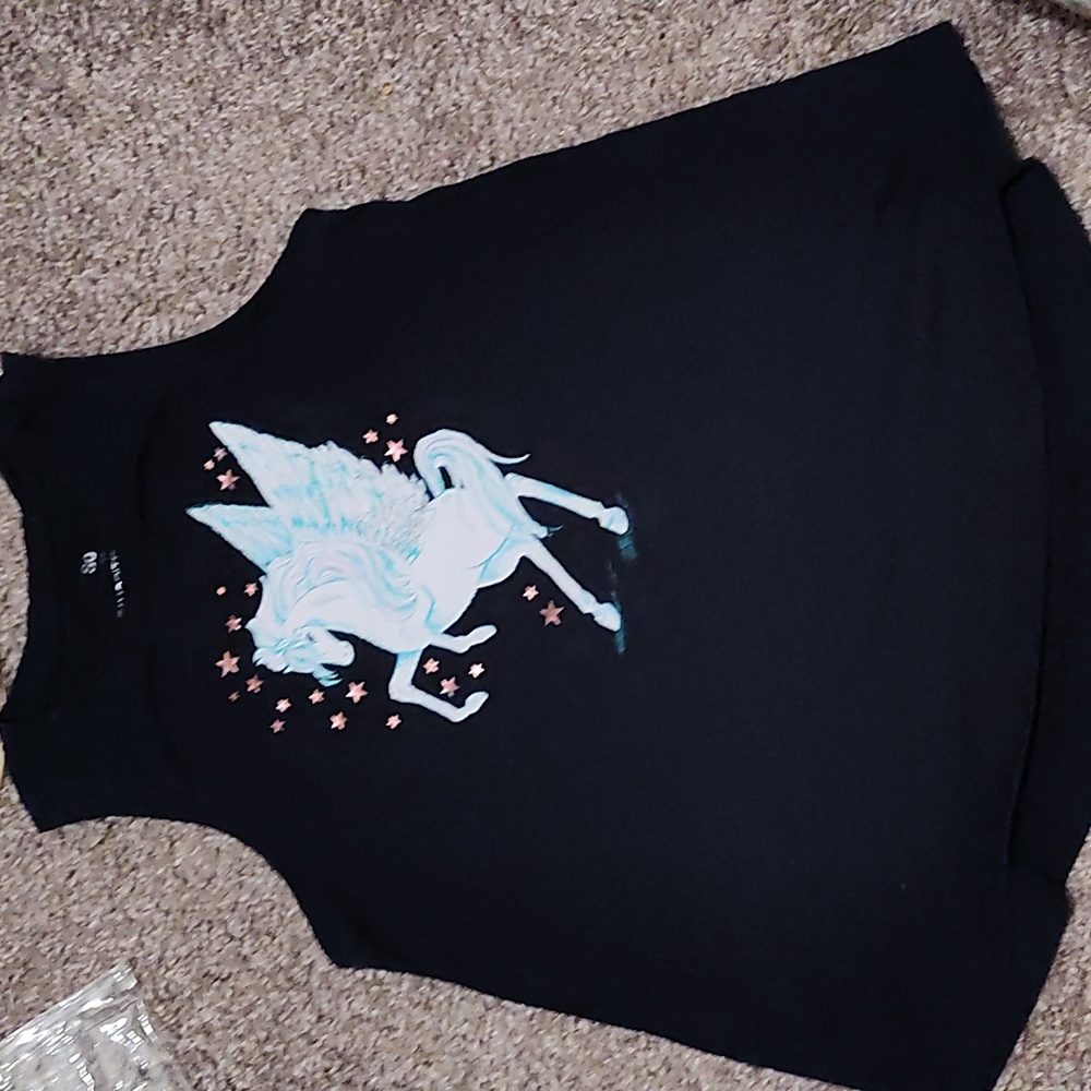 🌟 SO Favorite Graphic Tank – Girls Size M (8) – Black with Iridescent Pegasus